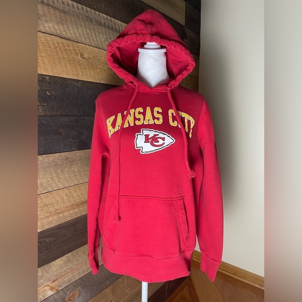 47 Chiefs Kansas City Red Hoodie  Size Small